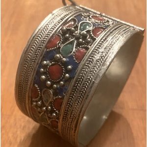 Morrocan Alloy bracelet. 6” circumference